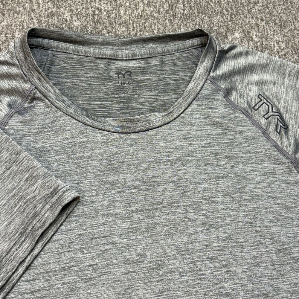 TYR Women's T Shirt Heather Grey Always in Front Logo Athletic Size S